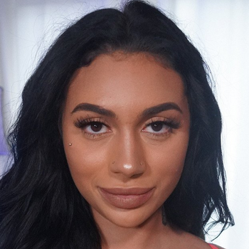 Ariana Starr