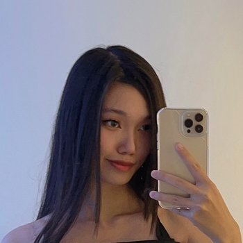 Lucy Mochi