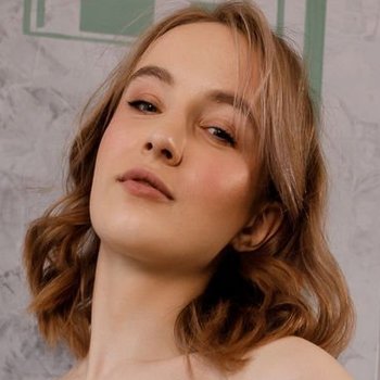 Polly Yangs